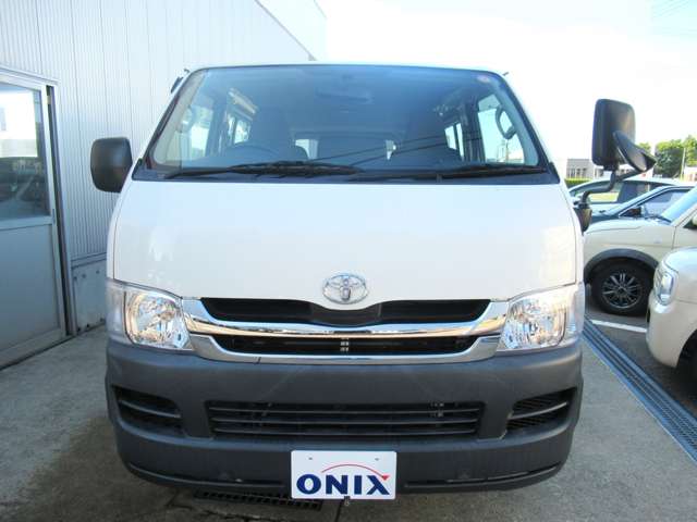 2007 Toyota Regius Ace – thumbnail 3