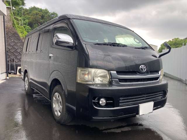 2008 Toyota Hiace – thumbnail 2