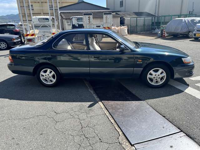 1993 Toyota Windom – thumbnail 4