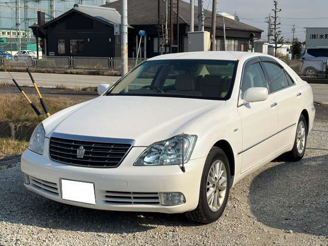 2004 Toyota Crown Royal – thumbnail 2