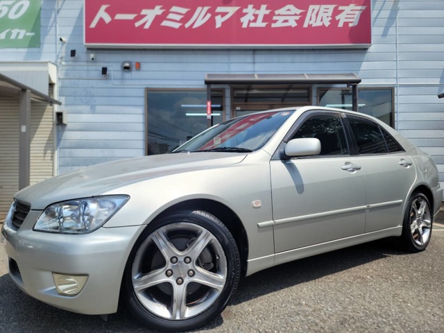 2002 Toyota Altezza