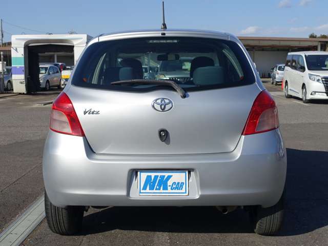 2006 Toyota Vitz – thumbnail 3