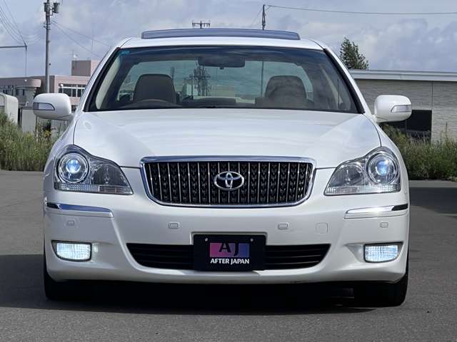 2006 Toyota Crown Majesta – thumbnail 2