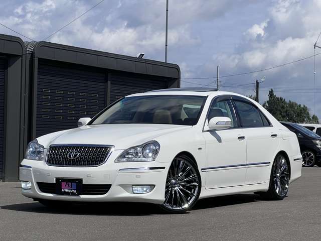 2006 Toyota Crown Majesta – thumbnail 3