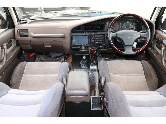 1994 Toyota Land Cruiser 80 – thumbnail 2