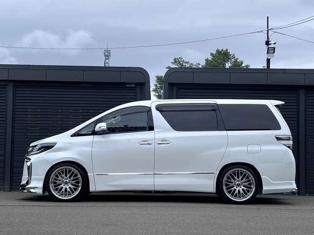 2008 Toyota Vellfire – thumbnail 4