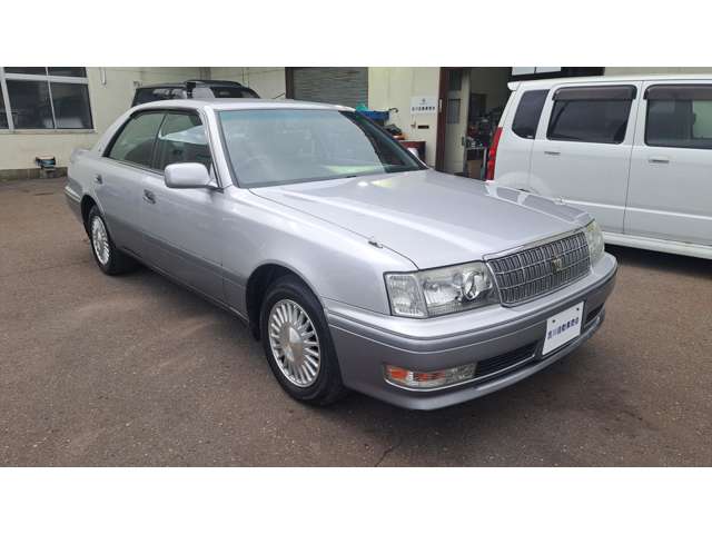 1999 Toyota Crown – thumbnail 3