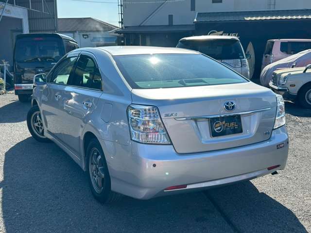 2010 Toyota SAI – thumbnail 2