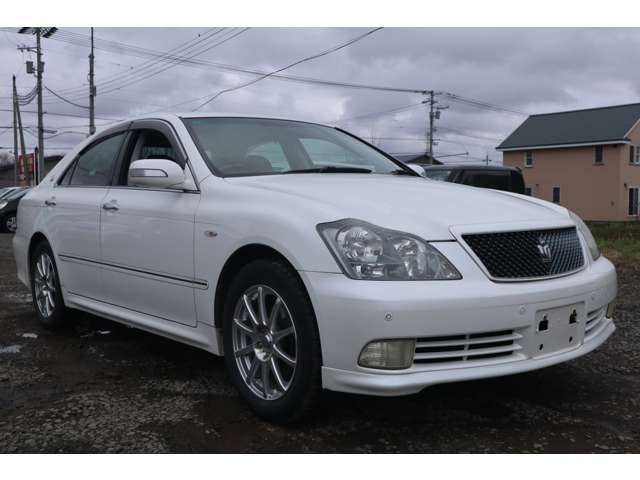 2005 Toyota Crown Athlete – thumbnail 3