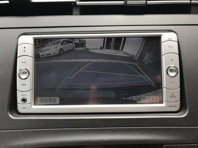 2010 Toyota Prius – thumbnail 4