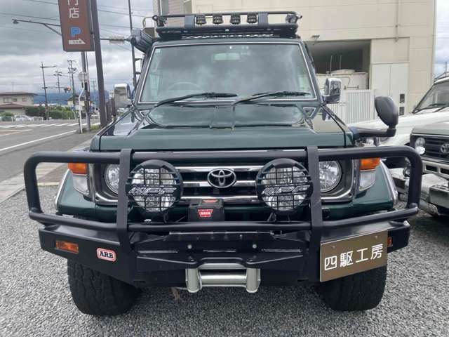 2002 Toyota Land Cruiser 70 – thumbnail 2