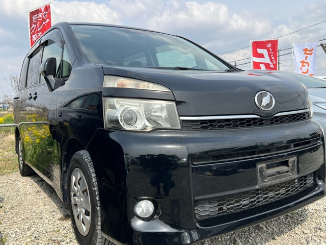 2010 Toyota Voxy