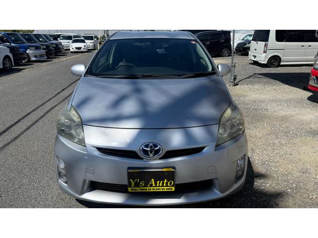 2010 Toyota Prius – thumbnail 2