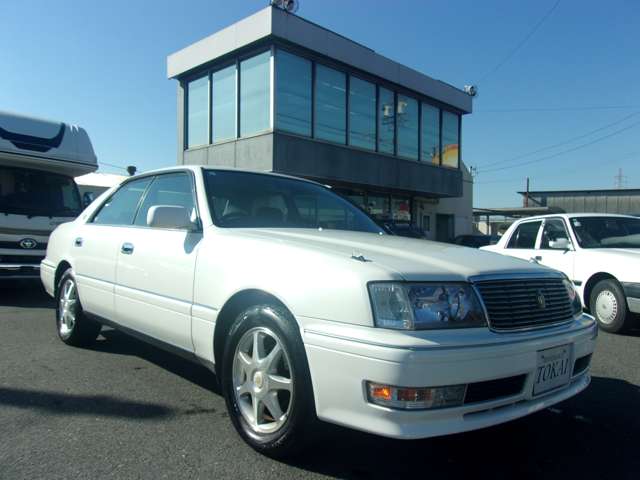 1997 Toyota Crown – thumbnail 3