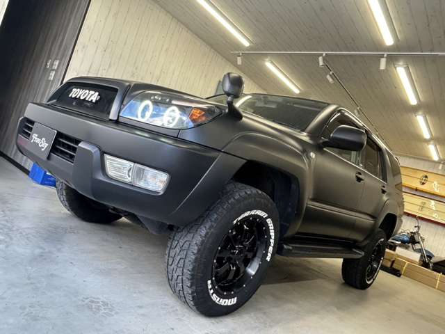 2003 Toyota Hilux Surf – thumbnail 2
