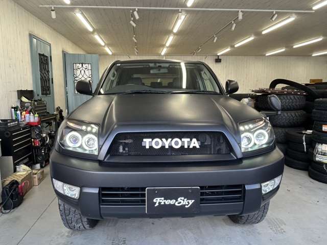 2003 Toyota Hilux Surf – thumbnail 4