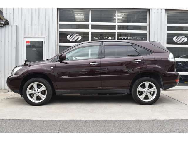 2010 Toyota Harrier Hybrid – thumbnail 4