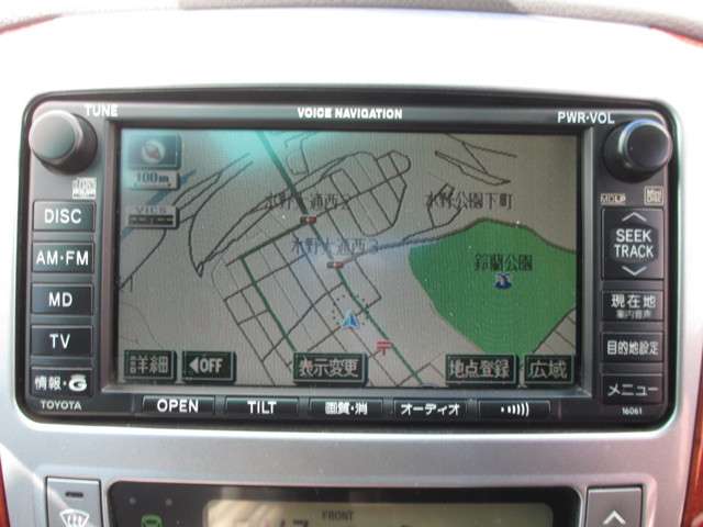 2005 Toyota Alphard – thumbnail 2