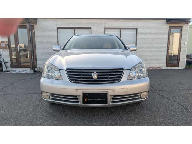 2007 Toyota Crown Royal – thumbnail 4