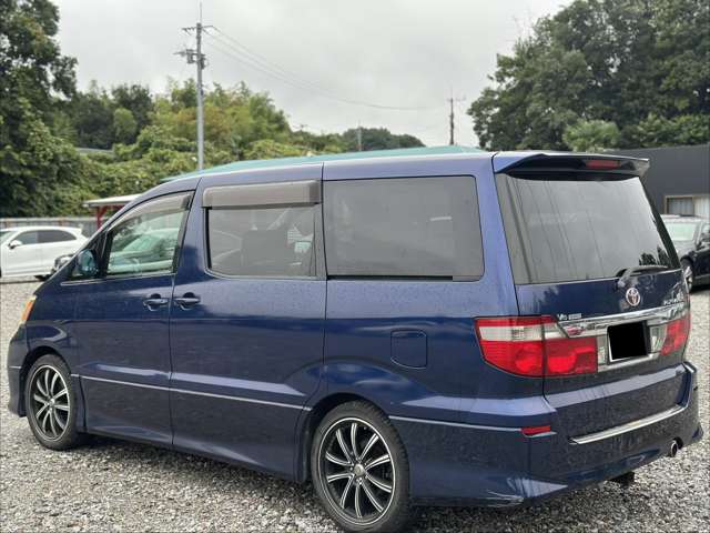 2003 Toyota Alphard – thumbnail 3