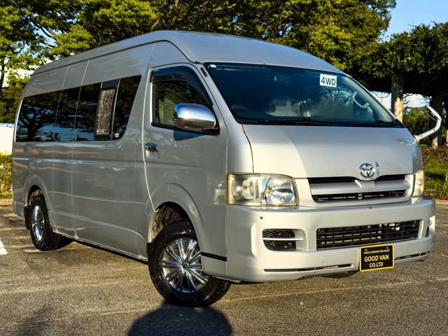 2005 Toyota Hiace – thumbnail 3
