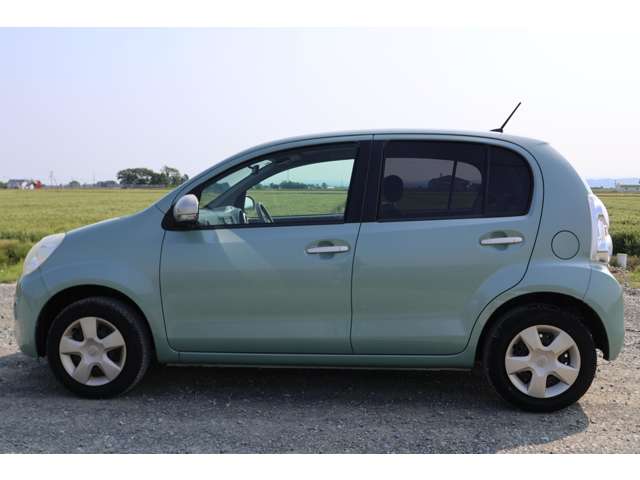 2010 Toyota Passo – thumbnail 4