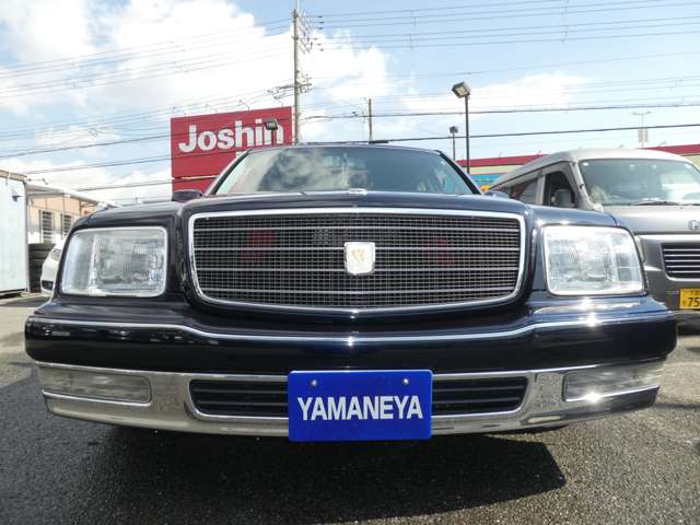 2003 Toyota Century – thumbnail 4
