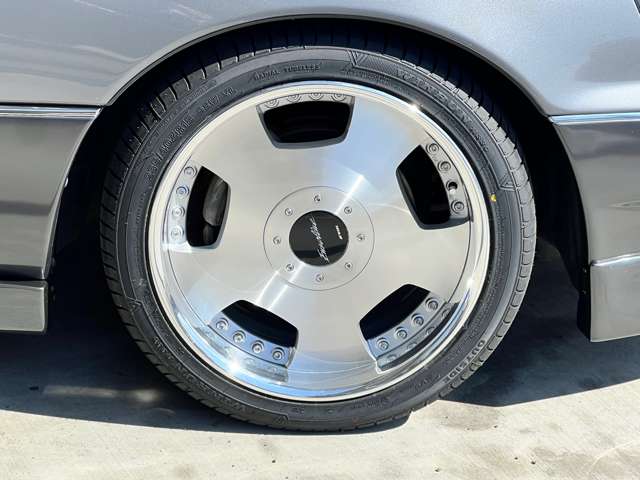 1994 Toyota Celsior – thumbnail 2