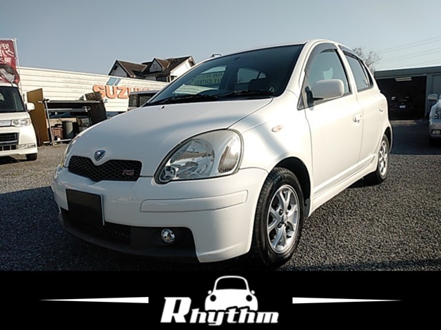2003 Toyota Vitz