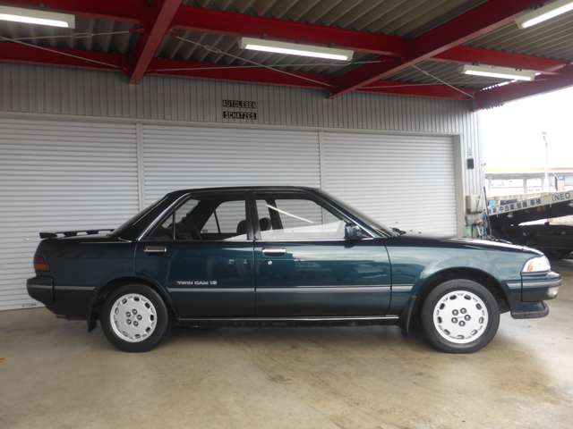 1990 Toyota Carina – thumbnail 4