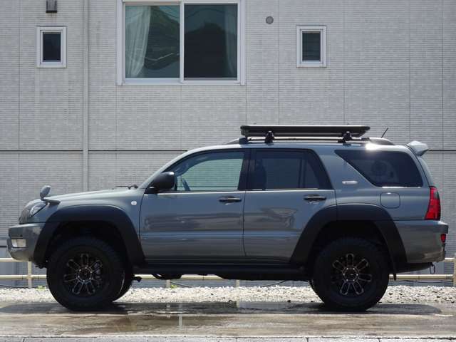 2005 Toyota Hilux Surf – thumbnail 3