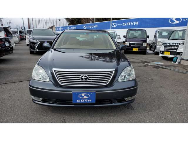 2003 Toyota Celsior – thumbnail 2