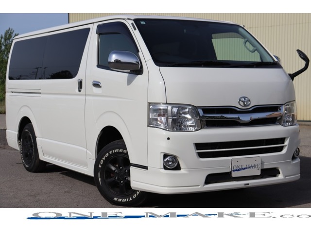 2010 Toyota Hiace