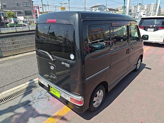 2010 Daihatsu Atrai Wagon – thumbnail 2