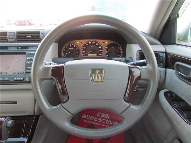2002 Toyota Crown Royal – thumbnail 3