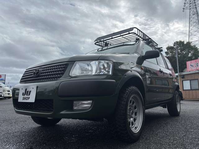 2004 Toyota Succeed – thumbnail 3
