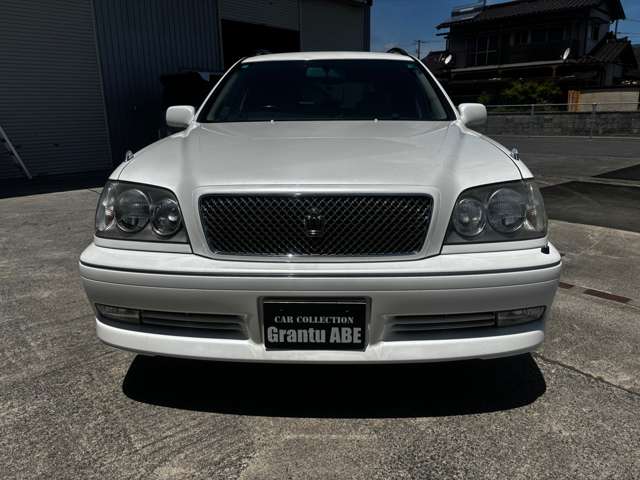 2004 Toyota Crown Estate – thumbnail 2
