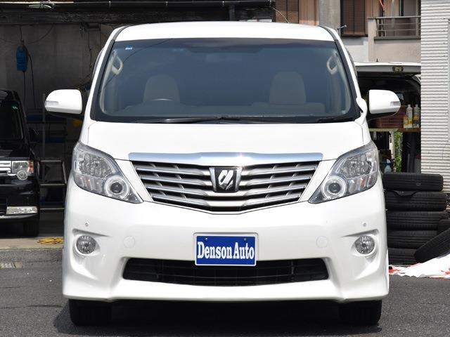 2010 Toyota Alphard – thumbnail 2