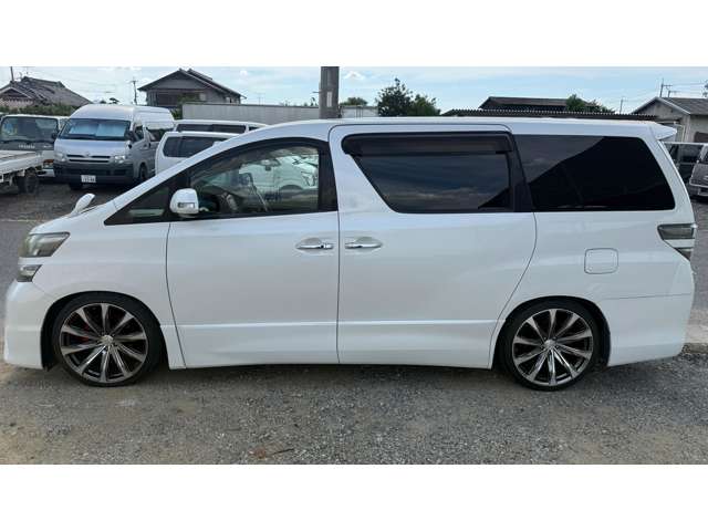 2009 Toyota Vellfire – thumbnail 4