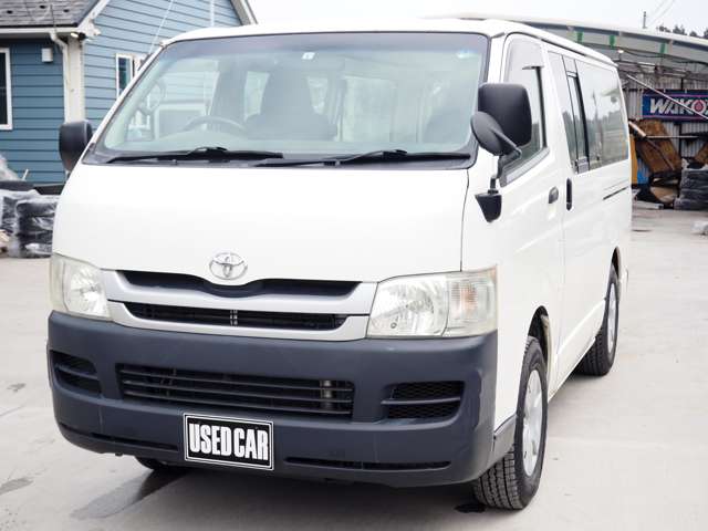 2008 Toyota Hiace – thumbnail 3