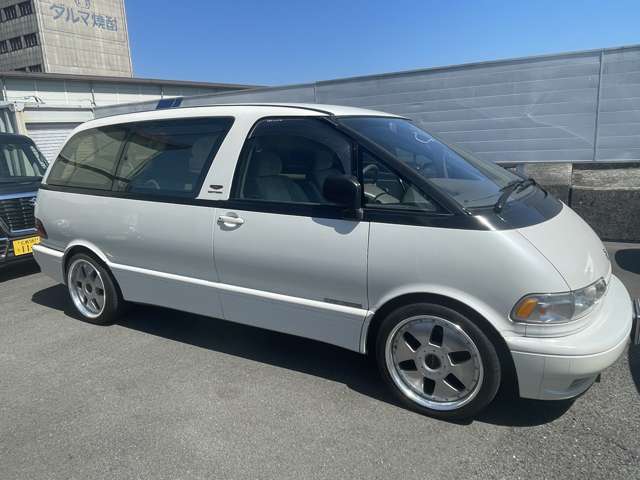 1997 Toyota Estima – thumbnail 2