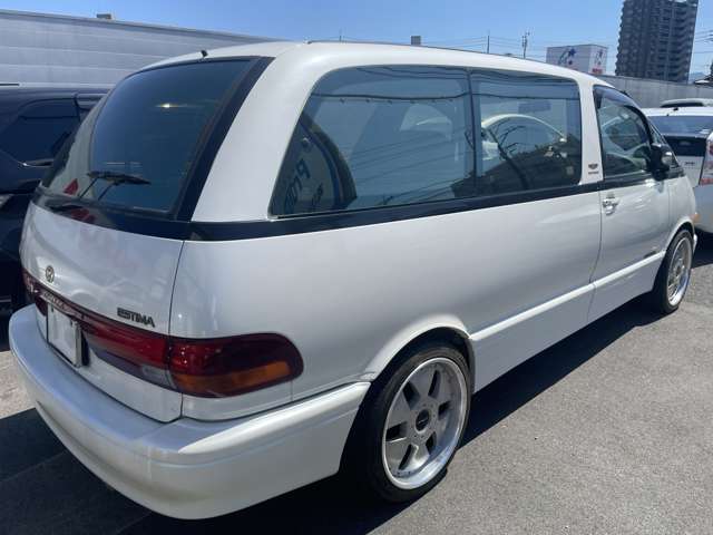 1997 Toyota Estima – thumbnail 3