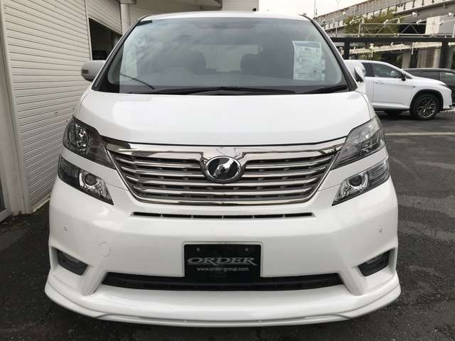 2009 Toyota Vellfire – thumbnail 3