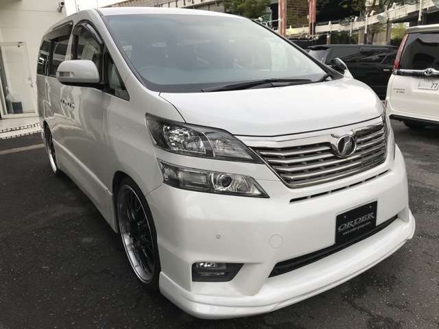 2009 Toyota Vellfire – thumbnail 4
