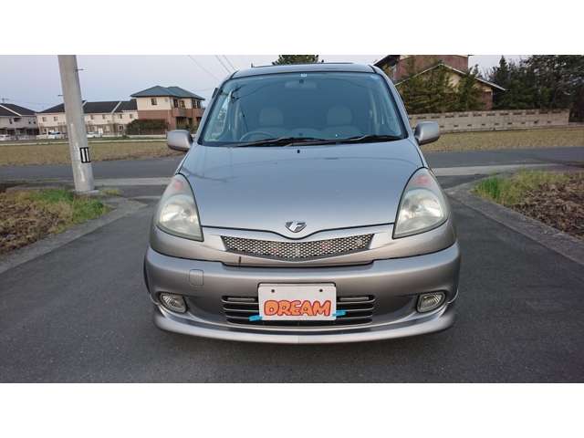 2001 Toyota Funcargo – thumbnail 2