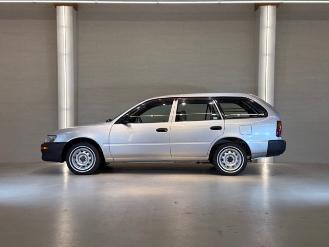 2000 Toyota Corolla Van