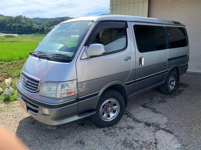 2000 Toyota Hiace