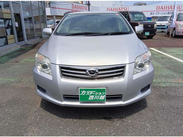 2010 Toyota Corolla Axio – thumbnail 2