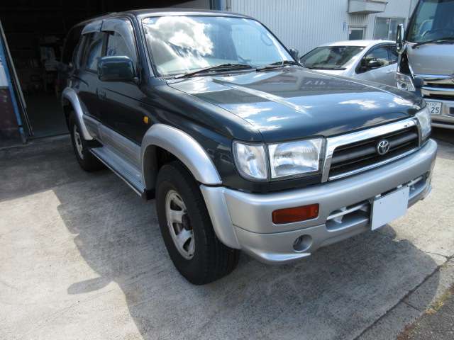 1996 Toyota Hilux Surf – thumbnail 2