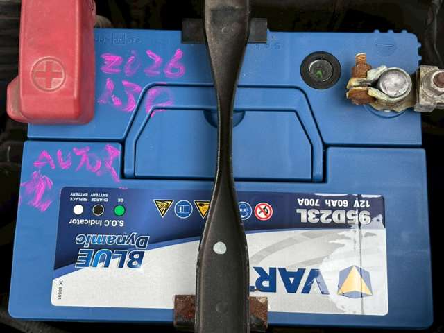 2008 Toyota Voxy – thumbnail 3